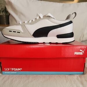 Puma Men's 7 White and Black R78 Sneakers
